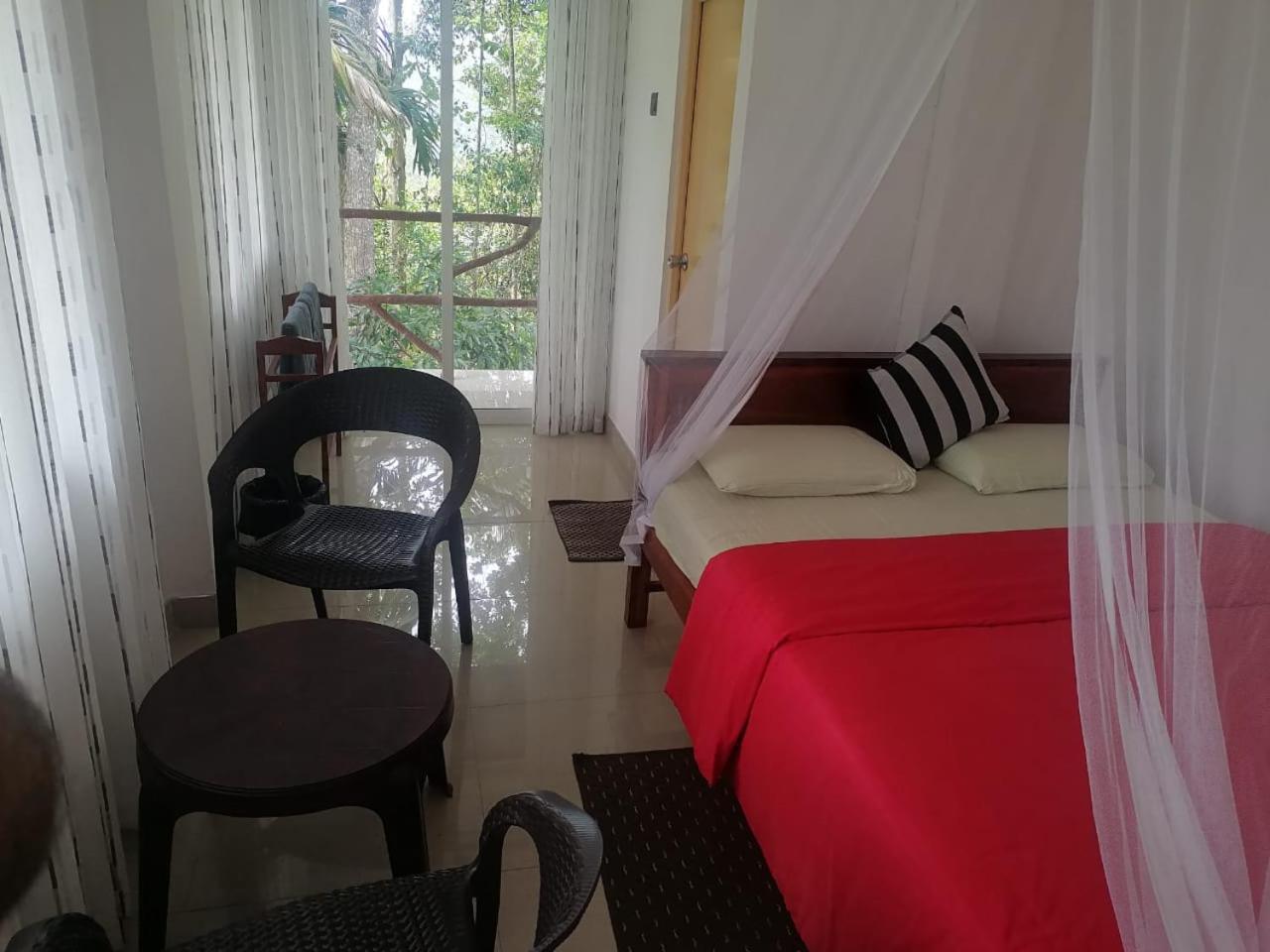 Isuru Homestay Ella Exteriér fotografie